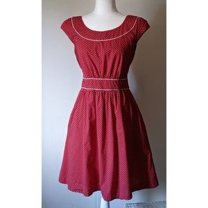 EMILY & FIN | Red 100% Cotton Short Sleeve Dress With White Dots & Piping Sz L